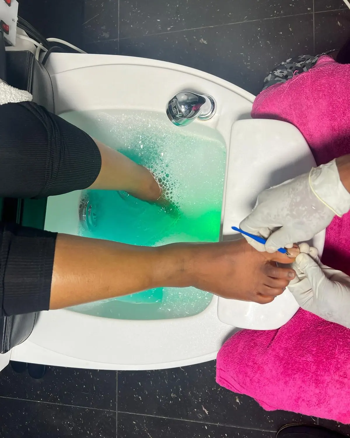 professional pedicure Jaipur